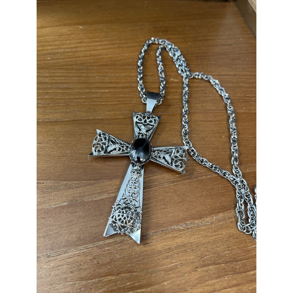 Vintage Silver Tone Ornate Filigree Hematite Cross Pendant Necklace 24” Rope Ch